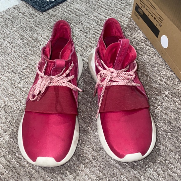 Adidas Tubular - Picture 1 of 3